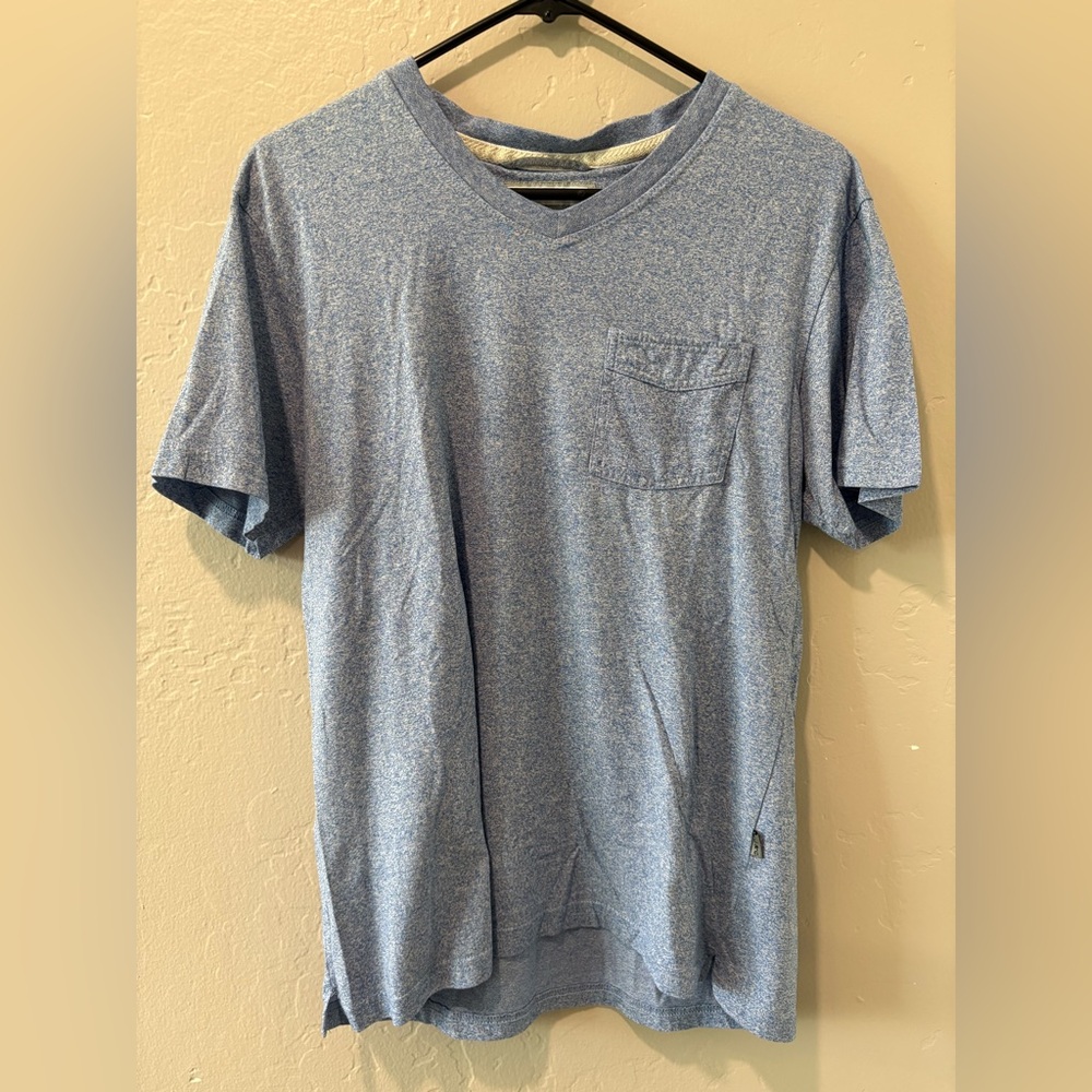 PD&C Light Blue V Neck T-Shirt with Pocket